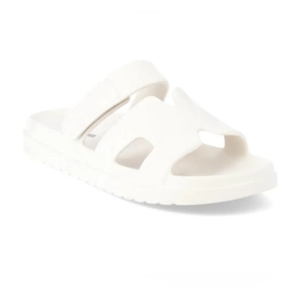 No Boundaries White Adjustable Geo Slide Sandals. New with tags. Women's size 8